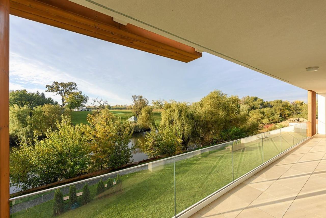 Il Lago - Azur - Cozy Luxurious Smart Home By The Lake Voluntari Экстерьер фото