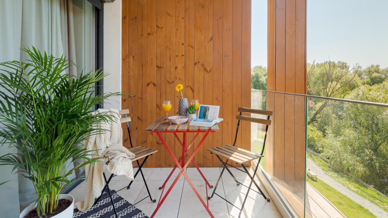 Il Lago - Azur - Cozy Luxurious Smart Home By The Lake Voluntari Экстерьер фото
